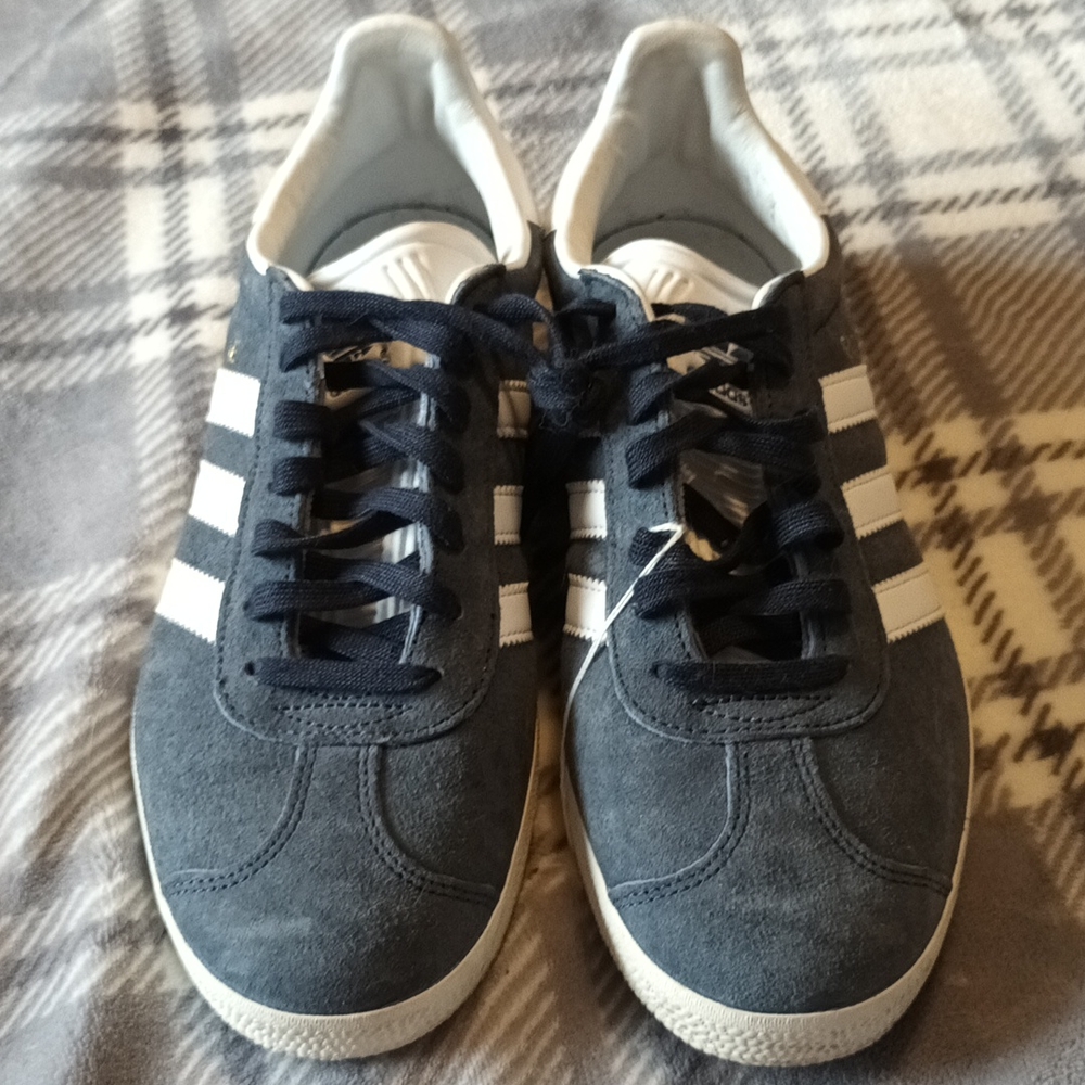 Adidas Gazelle Shoes